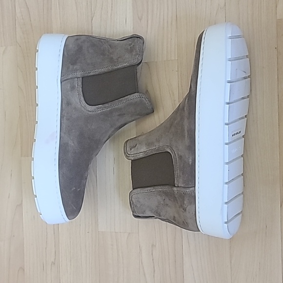 VINCE (NEW) Warren Chelsea Slip-on Platform Suede Boots, Size EU 36.5/ US6.5 - Picture 5 of 10